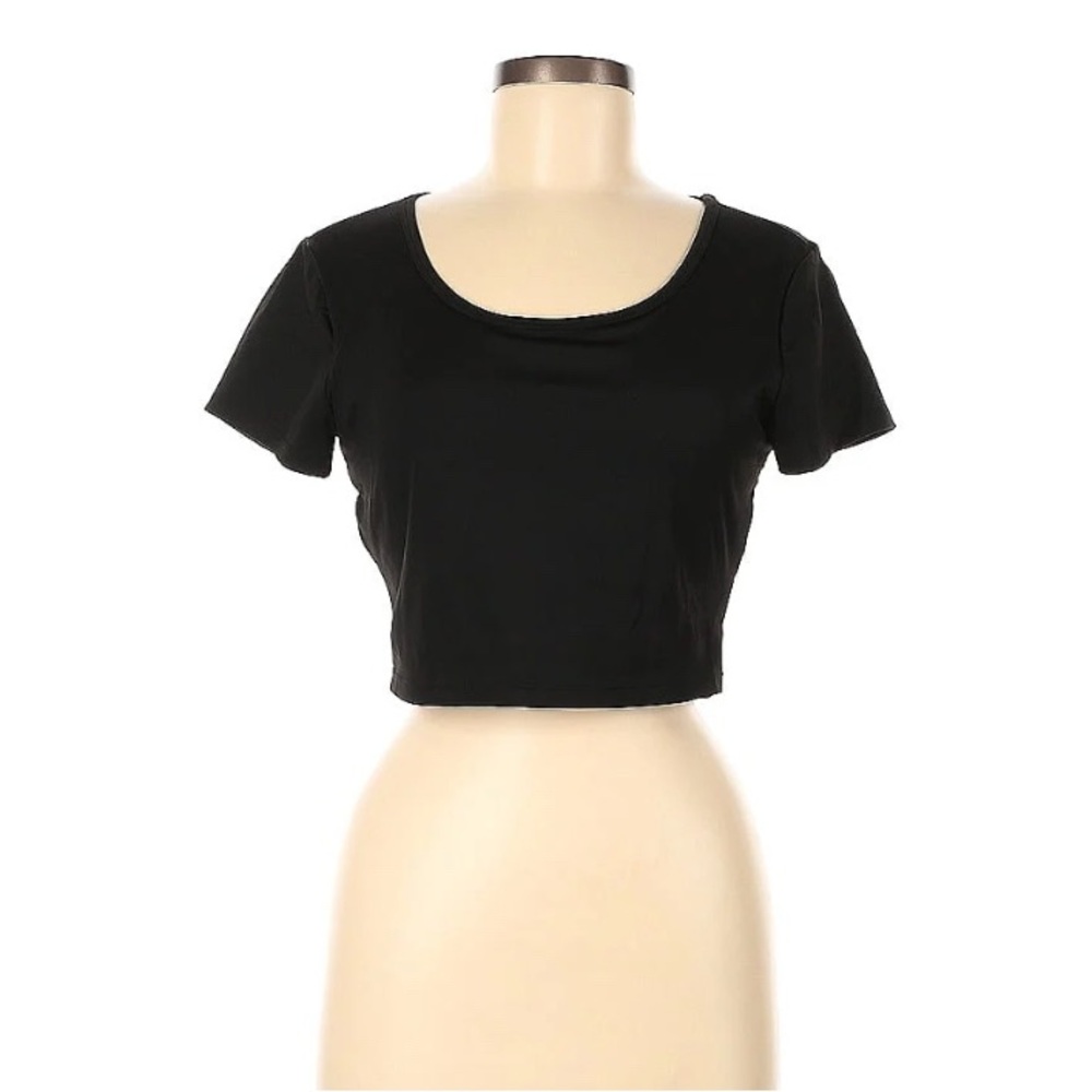 Charlotte Russe black crop top scoop neck Short-sleeve stretch shirt